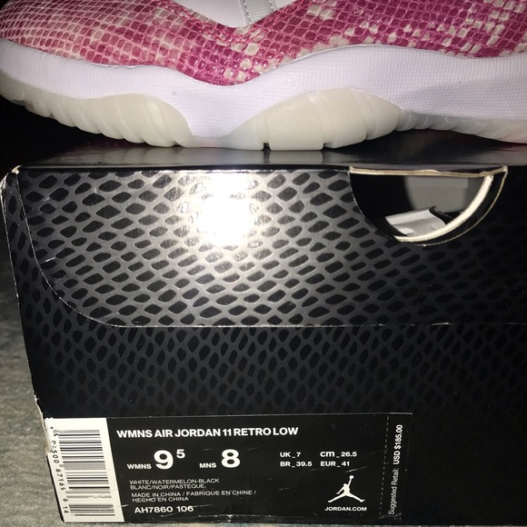 Jordan 11 low pink snakeskin size 9.5 women - Picture 2 of 10